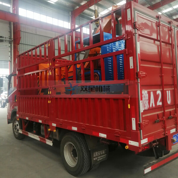 果樹枝粉碎機發(fā)貨現(xiàn)場