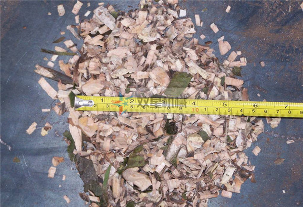<a href='http://www.qioe.cn' target='_blank'><span><a href='http://www.qioe.cn/1/229.html' target='_blank'><span>樹枝粉碎</span></a>機(jī)</span></a>粉碎木片尺寸