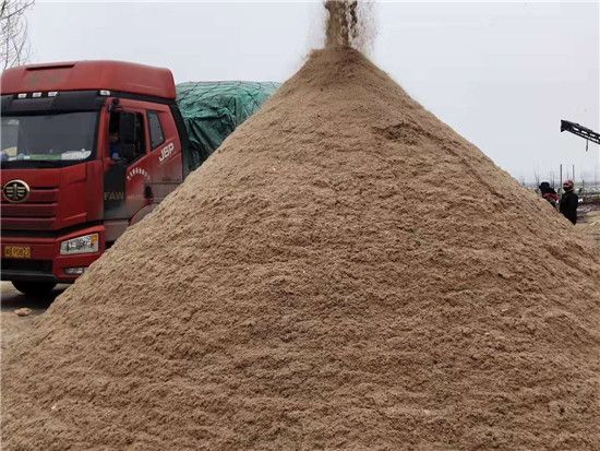 鋸末機客戶生產(chǎn)現(xiàn)場自拍