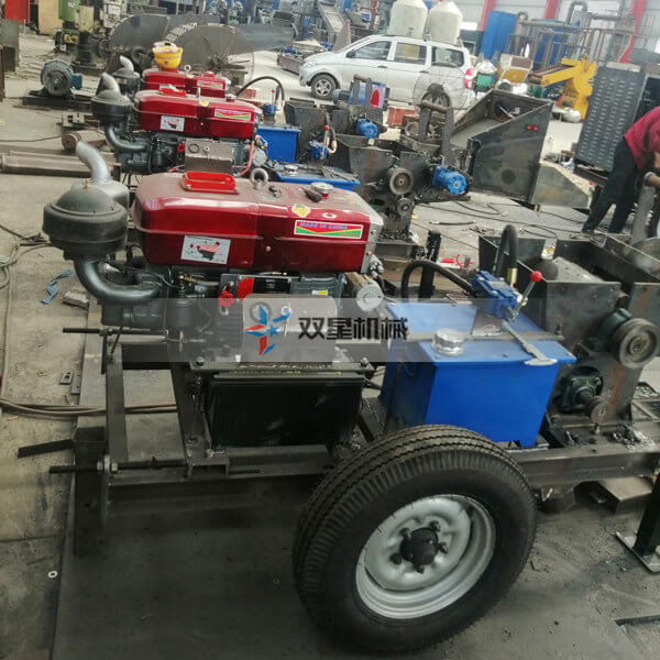 柴油機樹枝粉碎機