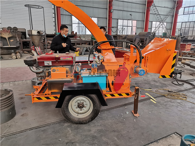 1000型樹枝粉碎機(jī)
