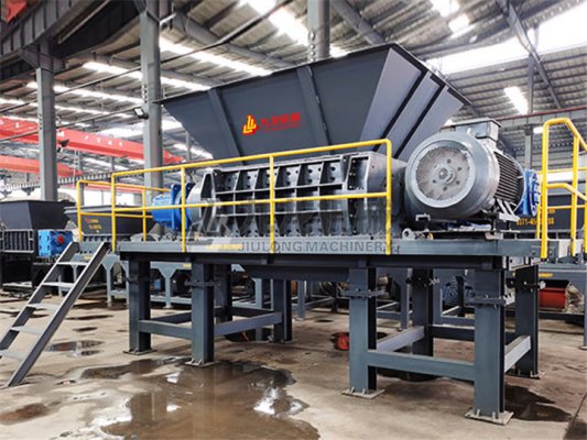 操作木材粉碎機的過樹枝粉碎機程中怎樣降低生產(chǎn)成本