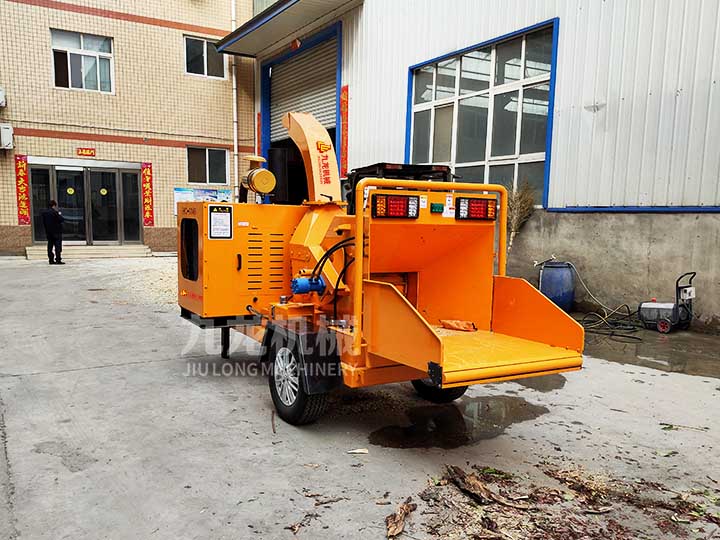 <a href='http://www.qioe.cn' target='_blank'><span><a href='http://www.qioe.cn/1/229.html' target='_blank'><span>樹枝粉碎</span></a>機(jī)</span></a> 樹枝粉碎機(jī)