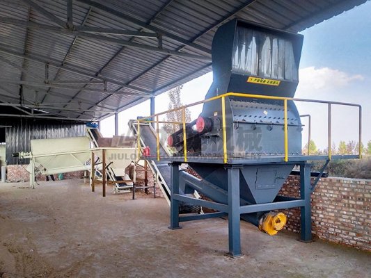 木材粉碎機(jī)的出現(xiàn)解樹枝粉碎機(jī)價(jià)格
決了木材資源的浪費(fèi)現(xiàn)象