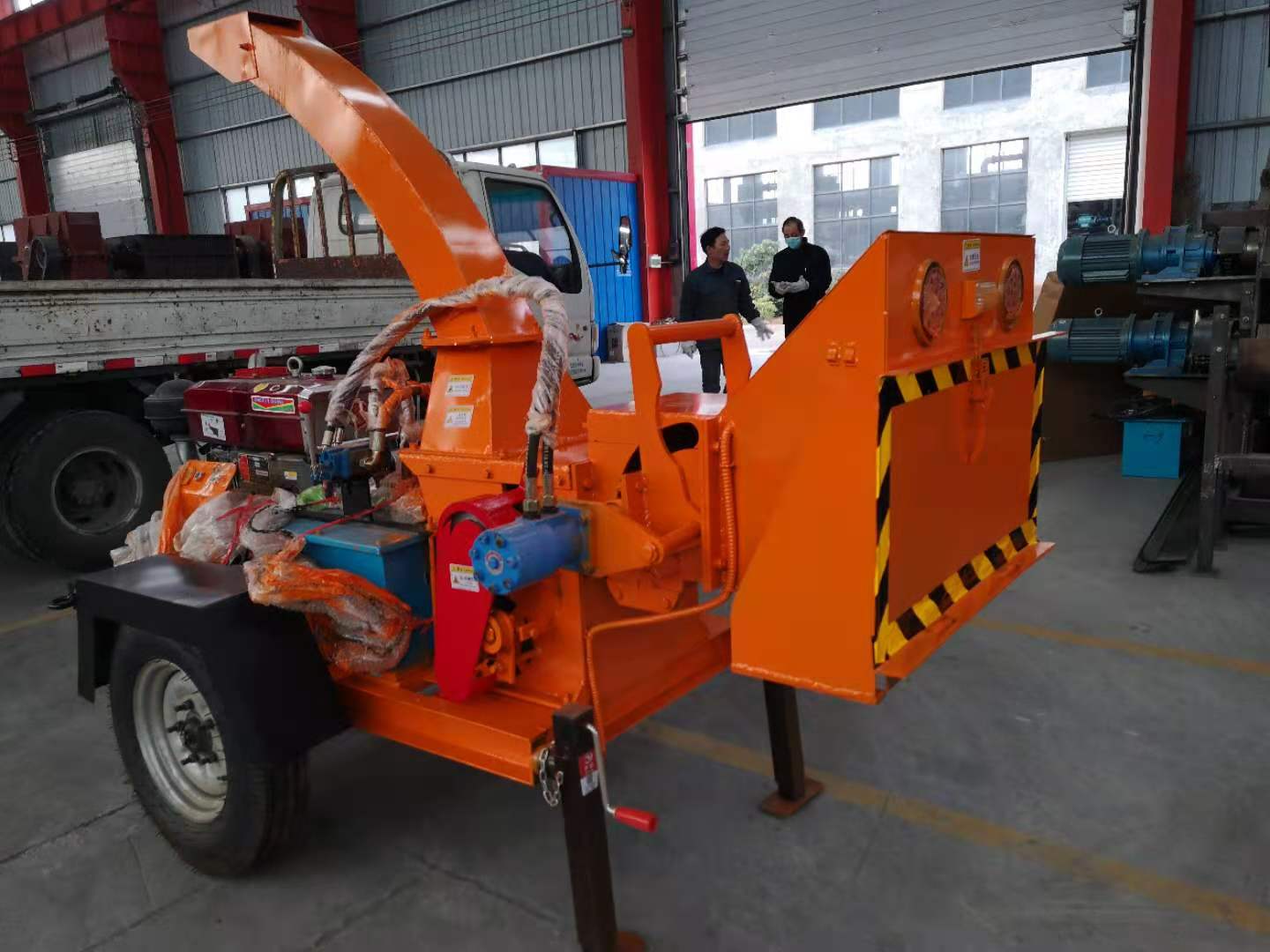 刀片的好壞影響樹(shù)樹(shù)枝粉碎機(jī)廠家枝粉碎機(jī)的粉碎效率